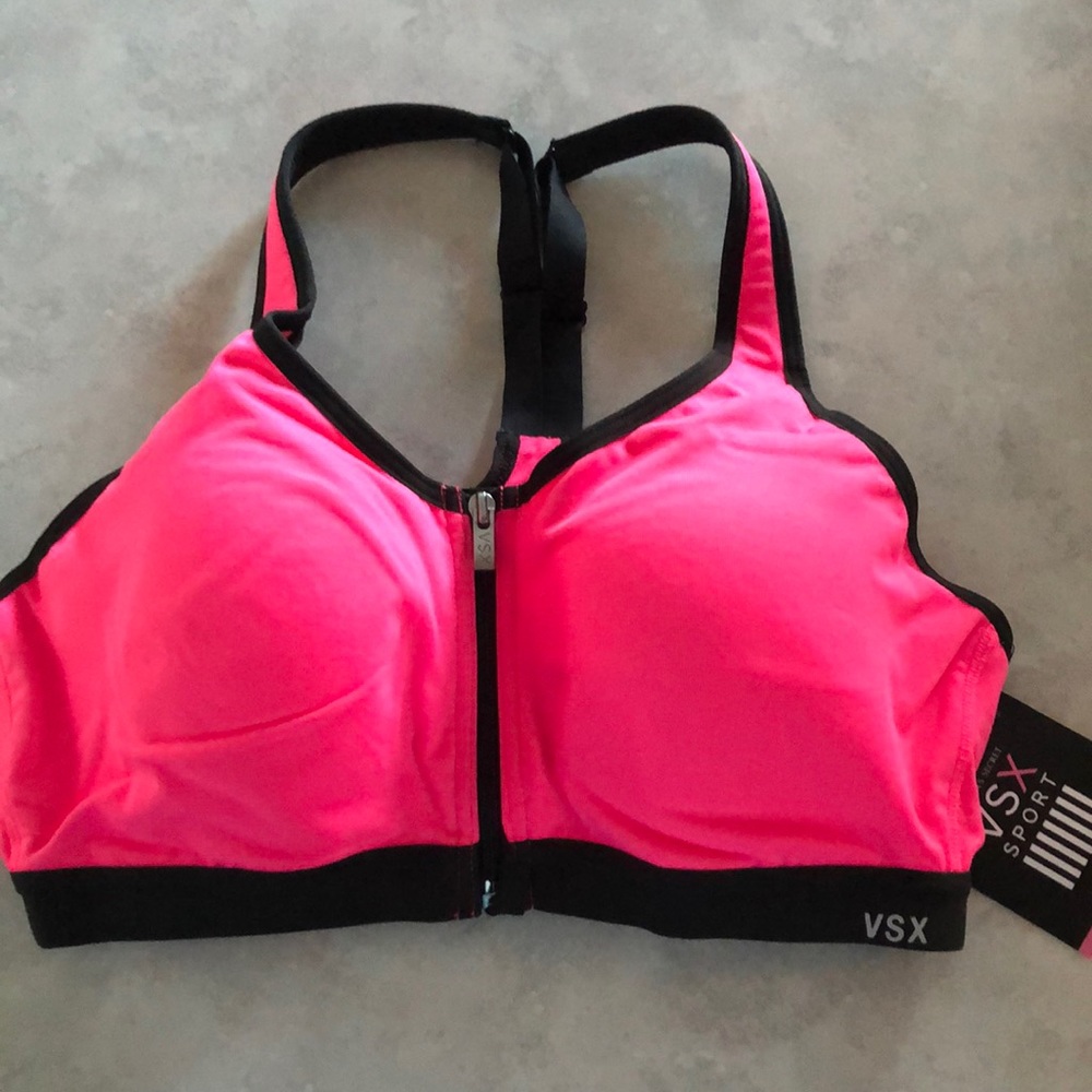 Victoria’s Secret sports bra. NWT